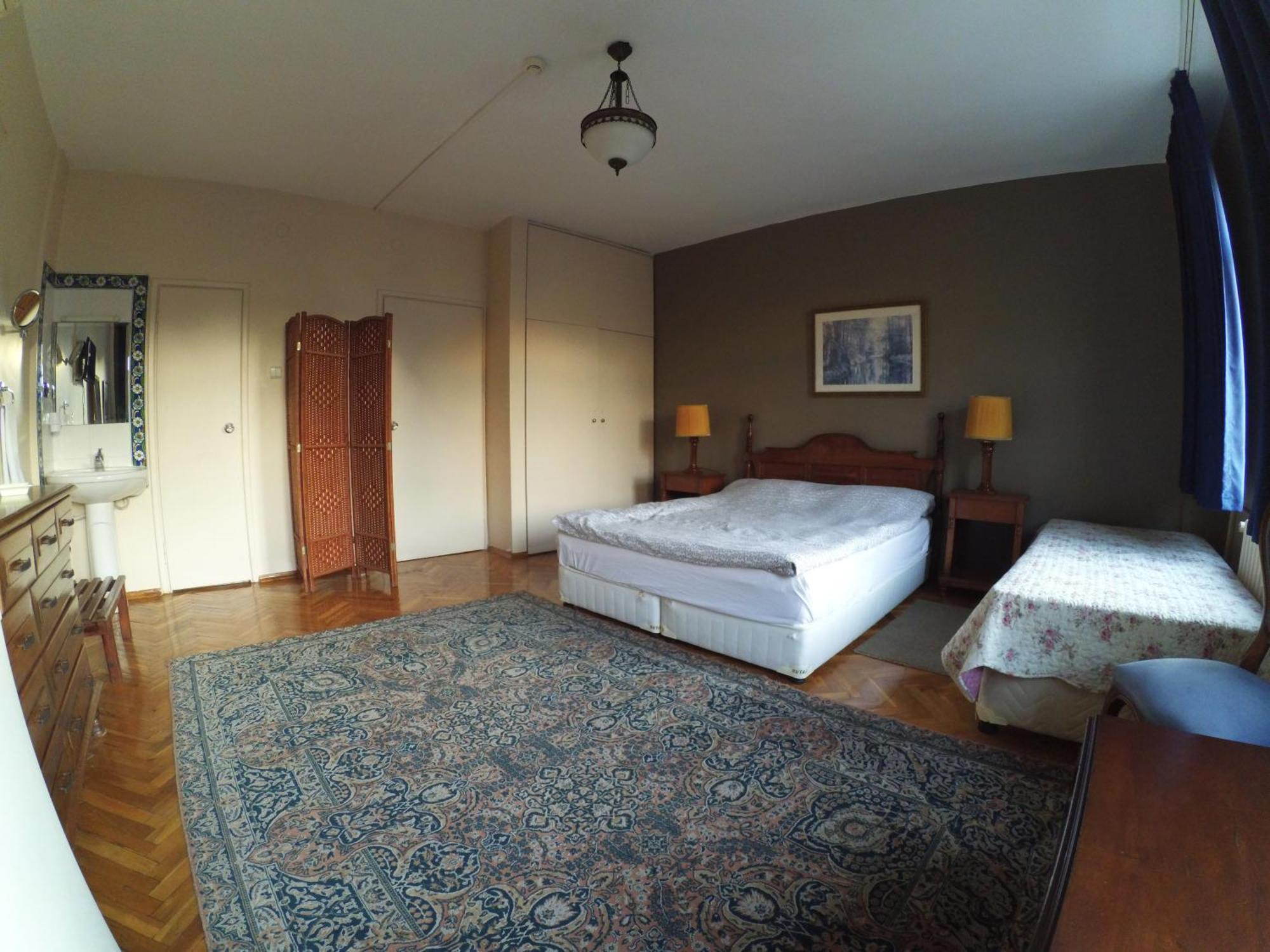 Berk Guest House - Grandma'S House Стамбул Номер фото