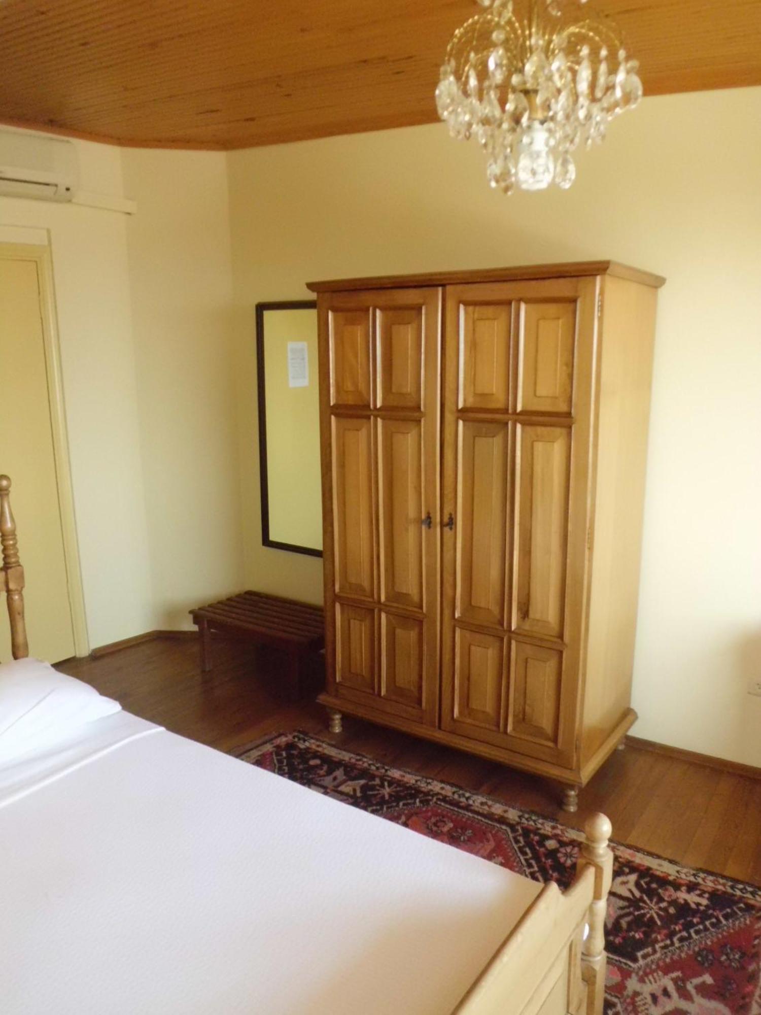 Berk Guest House - Grandma'S House Стамбул Номер фото